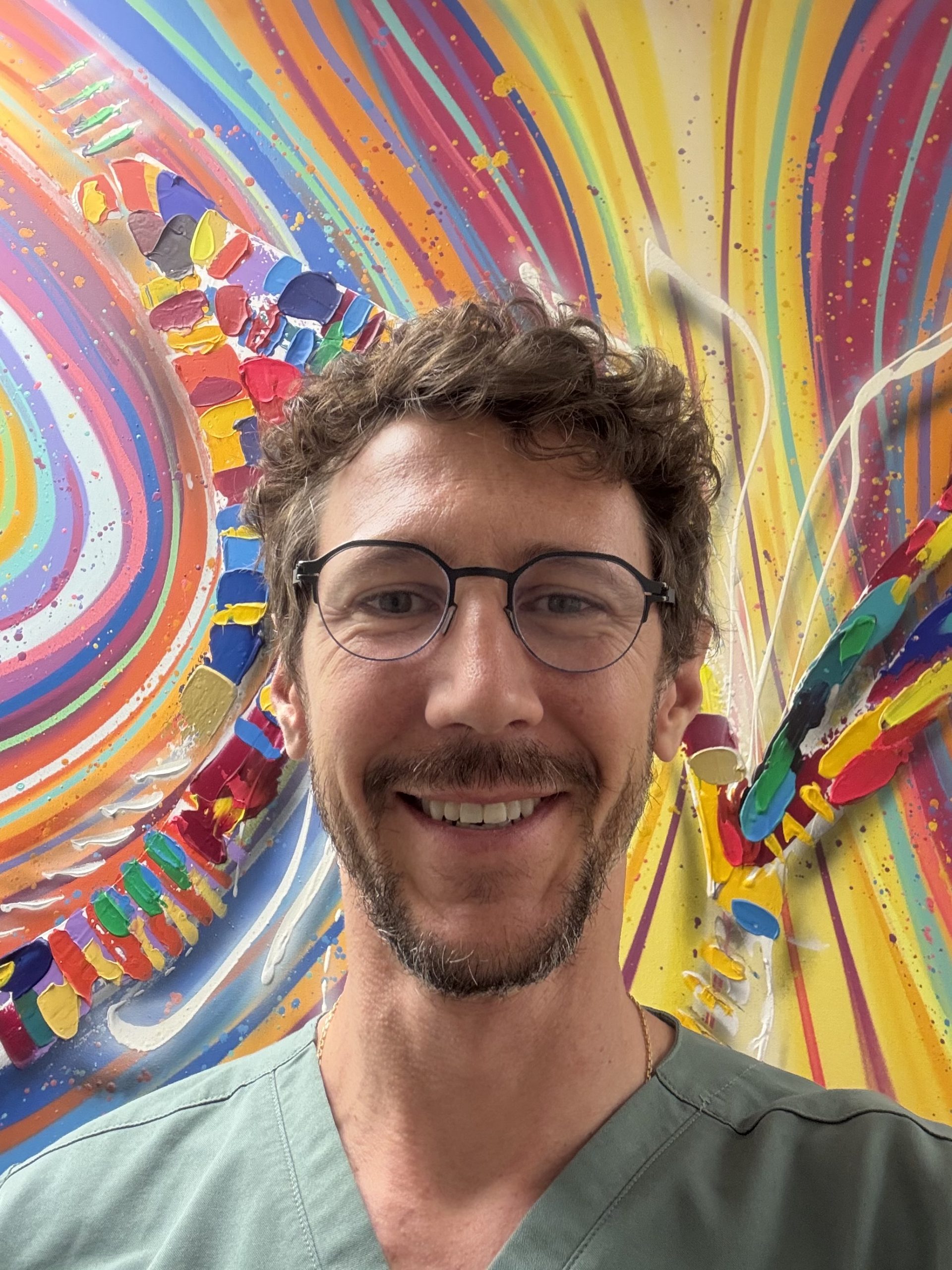 Dr Arnaud SERRES